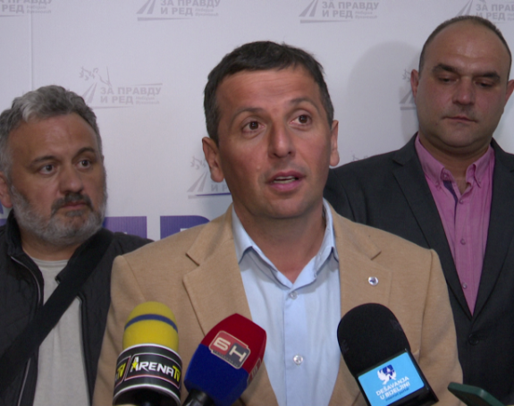 Вукановић о Додику: Нећу више да коментришем политичку луду