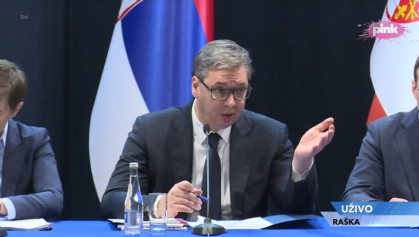 Vučić: Nećemo ni u NATO, niti u neki istočni savez