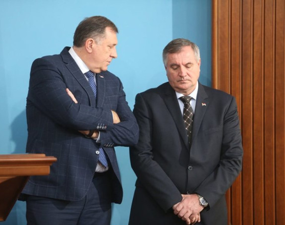 Ново ропство: Кинески кредит "може", али уз јак залог предузећа и без кашњења