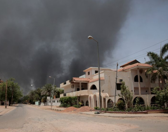 Državni udar u Sudanu: Borbe i eksplozije u Kartumu