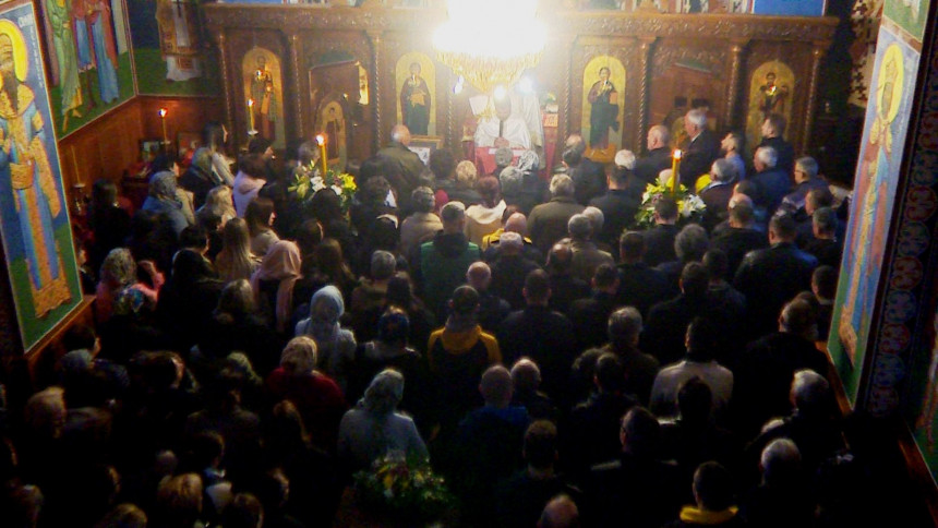 Служена јутарња васкршња литургија у храму у Вишеграду