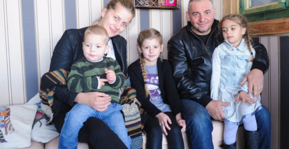 Име привлачи пажњу: Зовем се Србија, зову ме Српка