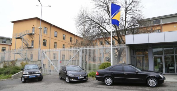 Dok optužnice propadaju, tužioce ocjenjuju peticama