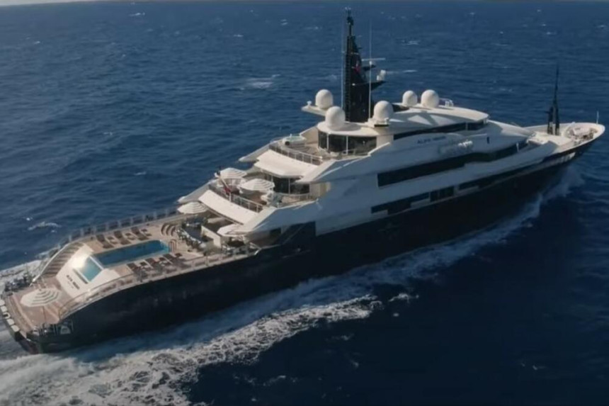 Veliko interesovanje za skupu jahtu ruskog oligarha