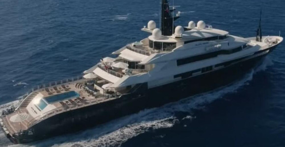 Veliko interesovanje za skupu jahtu ruskog oligarha