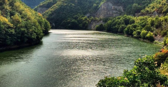 Na terenu policija, hitna pomoć i vatrogasi