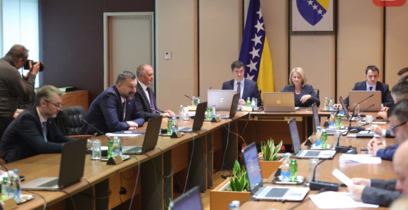 БиХ позајмљује 39 милиона евра, 14 милиона иде Српској