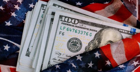 Brže nego što se očekivalo - Dolar gubi svoj status