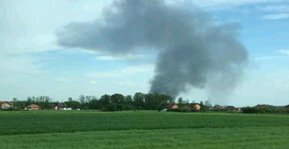 Izbio požar u semberskom selu Patkovača (FOTO)