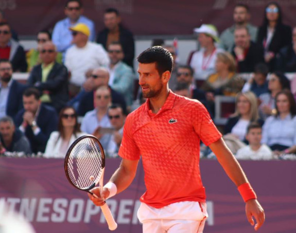 Dušanu Lajoviću pripao prvi set protiv Novaka Đokovića