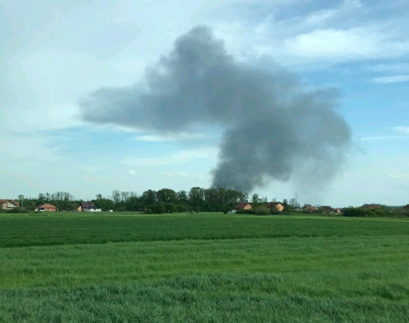 Izbio požar u semberskom selu Patkovača (FOTO)
