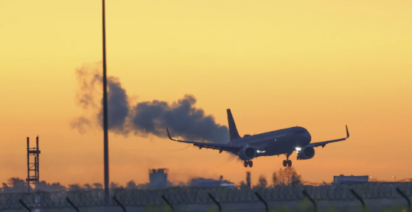 Otkazano oko 240 letova u Berlinu, radnici štrajkuju