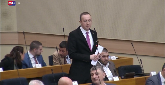 Dodik ima emociju prema Hrvatima i radi protiv Srba