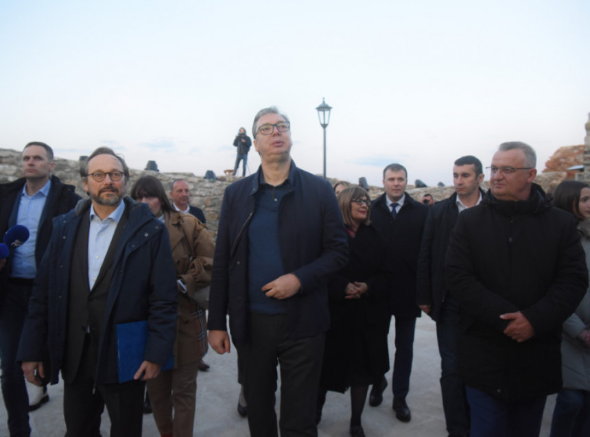Vučić otvorio tvrđavu i zahvalio evro partnerima