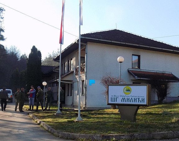 Prijetio bombom u prostorijama ŠG, pa pobjegao kući