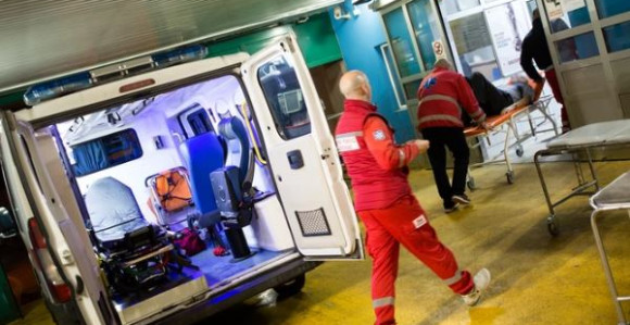 Freza mu uhvatila nogu, s mašinom prevezen u bolnicu