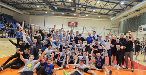 Златни момци из Бијељине: Одбојкаши Радника прваци БиХ