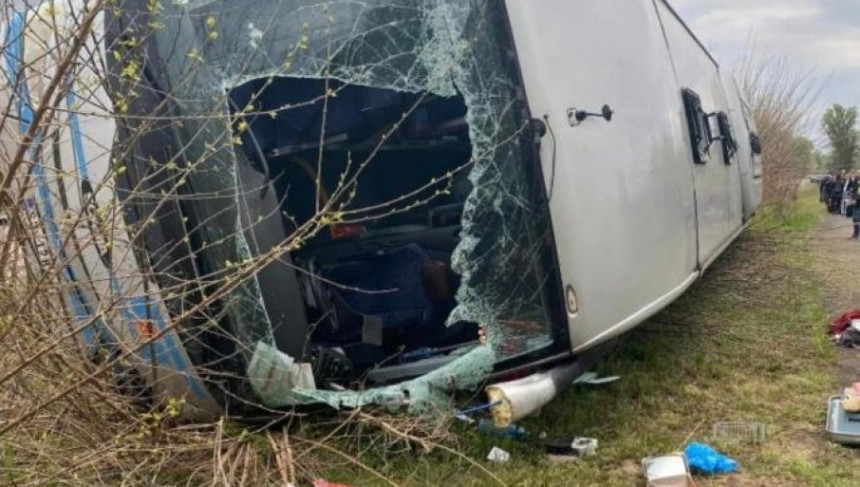 Prevrnuo se autobus iz Srbije, najmanje 15 povrijeđenih