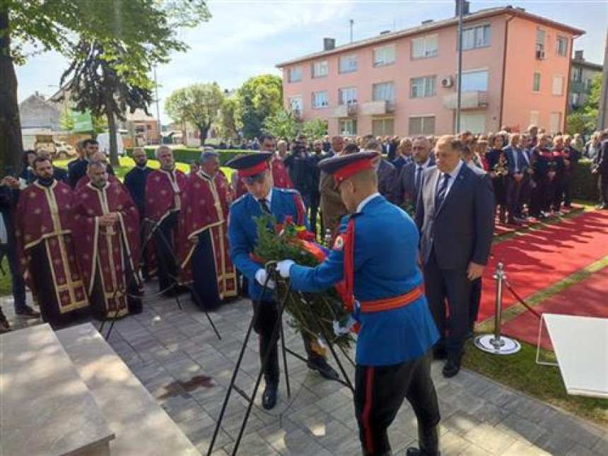 Помен и вијенци за убијене Србе у хрватској акцији Бљесак