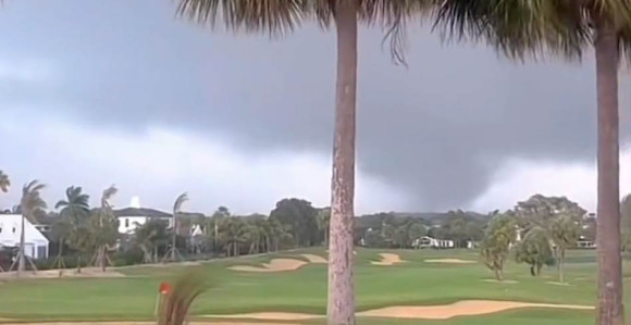 Snažan tornado na Floridi nosio sve pred sobom