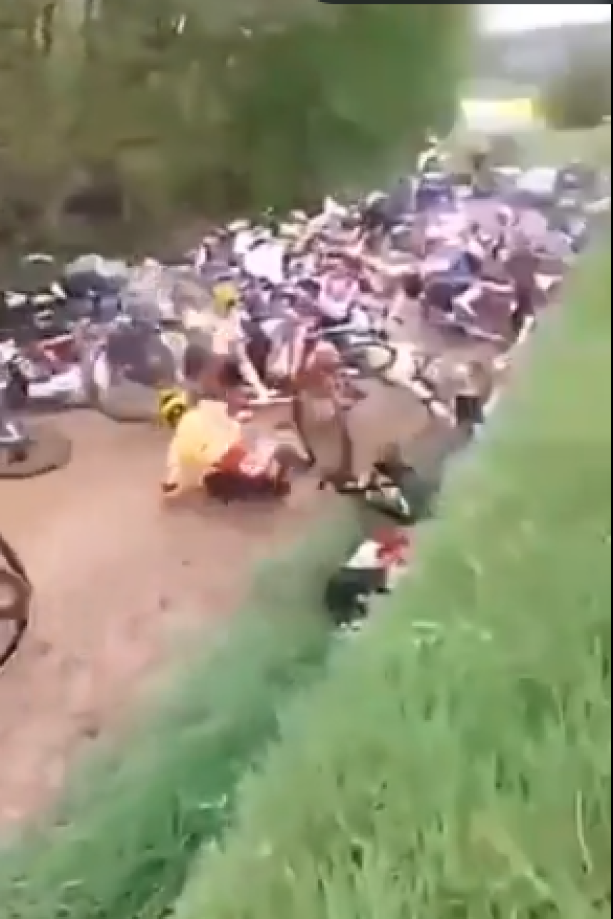 Nesreća na trci: Petorica biciklista završili u bolnici