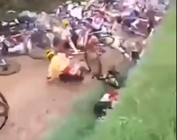 Nesreća na trci: Petorica biciklista završili u bolnici