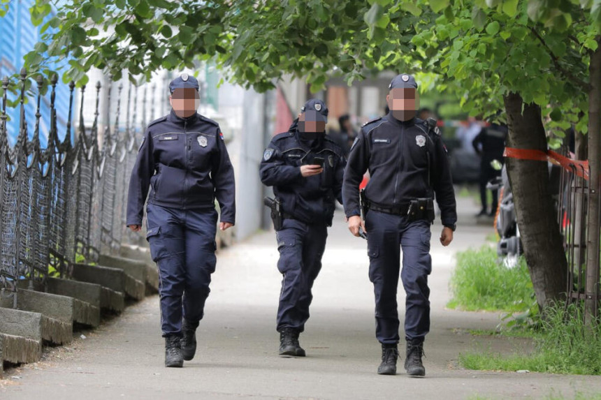 Uhapšena i majka dječaka koji je pucao u školi u Beogradu