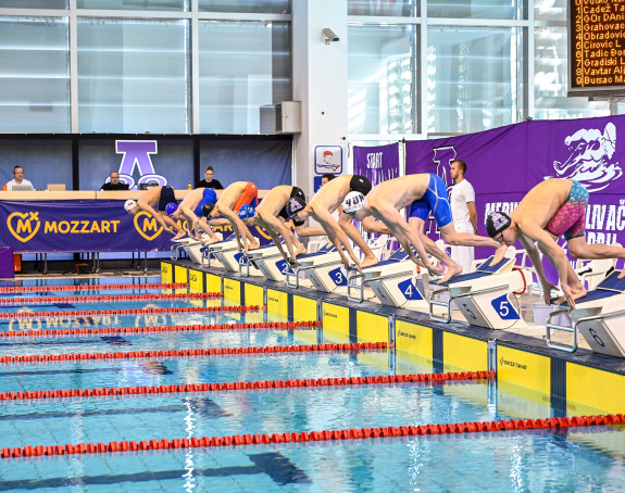 Уз подршку Моззарта: Завршен Међународни пливачки митинг “22. април”