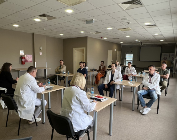Бијељинска болница добила нових девет специјалиста