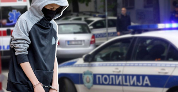 Uhapšeni mladići: Htjeli oružje da donesu u školu?