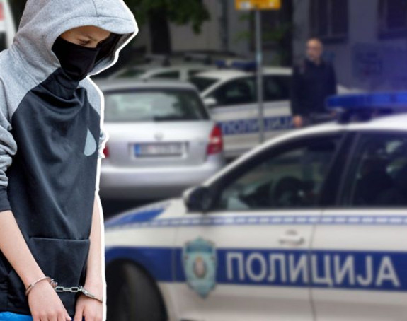 Uhapšeni mladići: Htjeli oružje da donesu u školu?