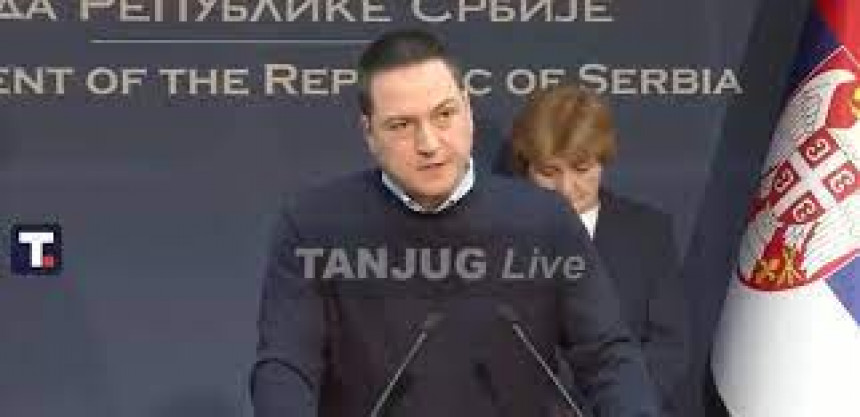 Министар просвјете Бранко Ружић поднио оставку