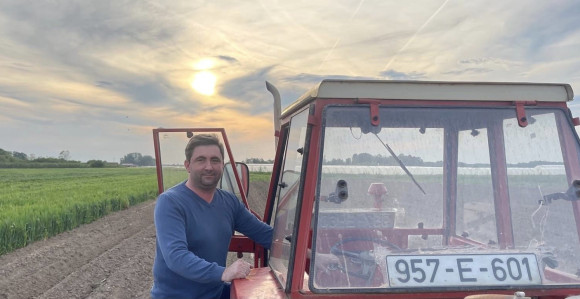 Петровић покреће петицију: Затворити коцкарнице у близини школа у Бијељини