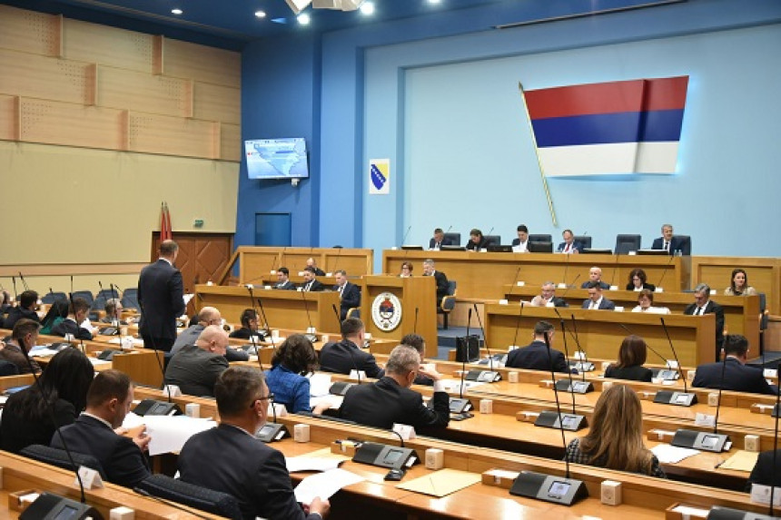 Poslovnikom devastiran rad Narodne skupštine Republike Srpske