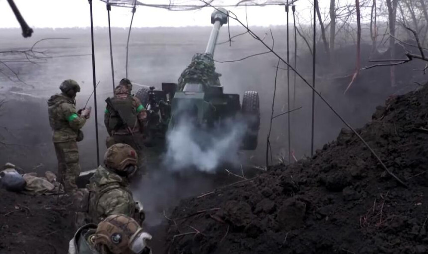 Bahmut je pod kontrolom Rusa, još samo 742 metra