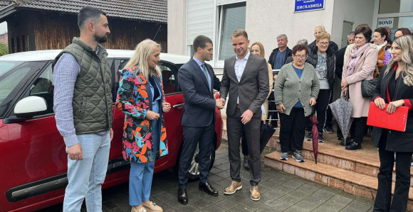 M:tel donirao vozilo seoskim ambulantama u Banjaluci