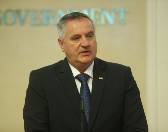 Višković okrivio novinare za inflaciju, a Dodik ih nazvao bitangama (VIDEO)