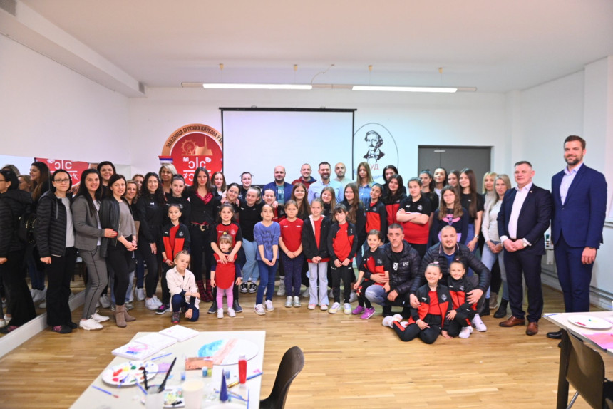 Humanitarna akcija: Prikupljaju novac za djecu sa Kosova