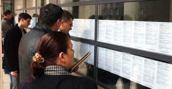 Посао тражи највише особа са високом стручном спремом