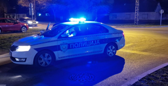 Ухапшен отац дјечака (13) који је напао жену и сина