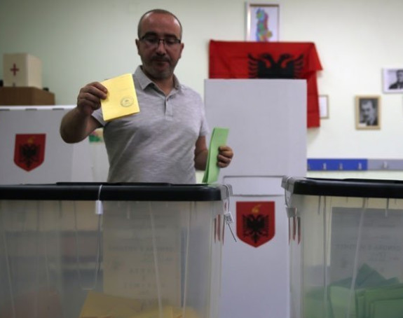 Albanija: Na izbore do 16 časova izašlo 32 % građana