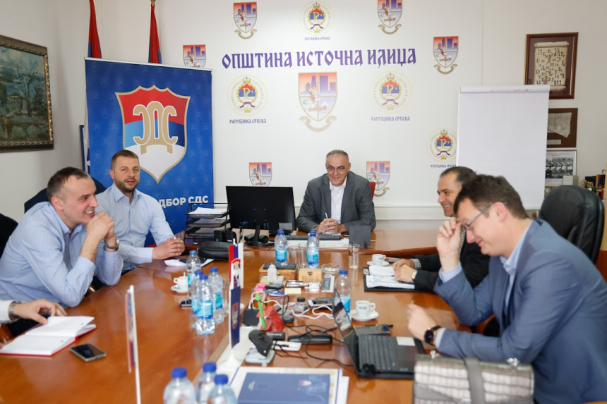 11. juna SDS bira predsjednika