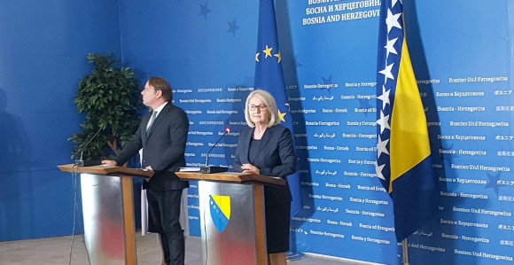 Вархељи на Форуму у Сарајеву имао поруку и за Додика