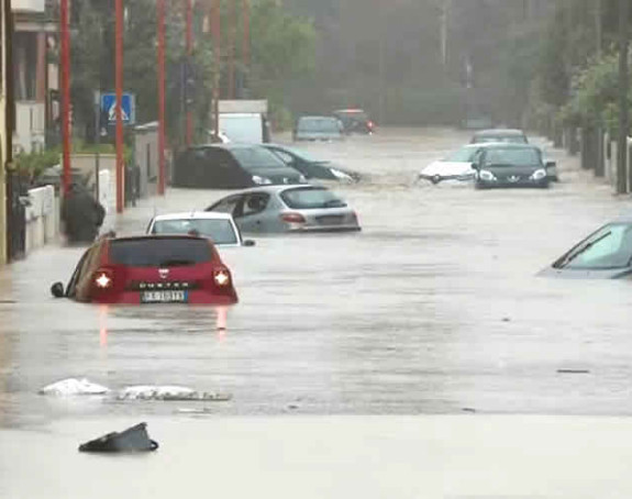 Najveće poplave u posljednjih 100 godina u Italiji
