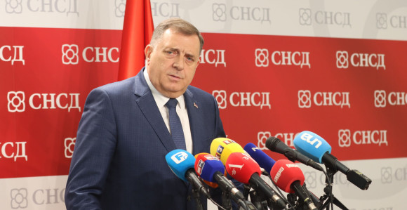 Разговарали смо, али СНСД није одлучио ко мијења Тегелтију