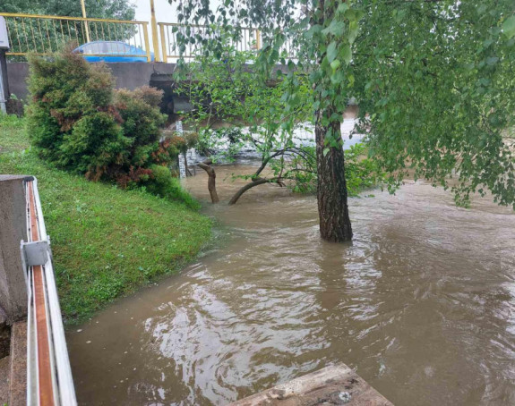 Koliko prosutih obećanja, ni voda ih ne može oprati