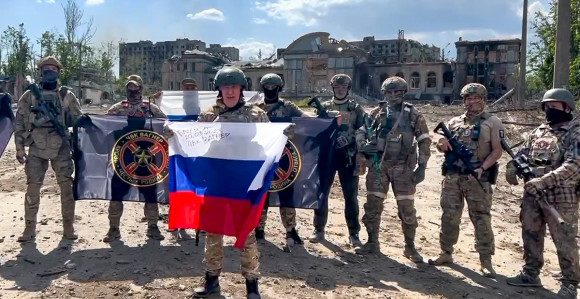 Putin vojnicima čestitao zauzimanje Bahmuta