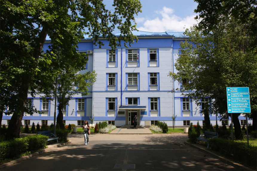 Deset puta više penzionera nego studenata u RS