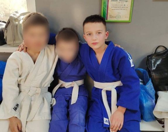 Русија: Претукли дјечака, полили бензином и запалили