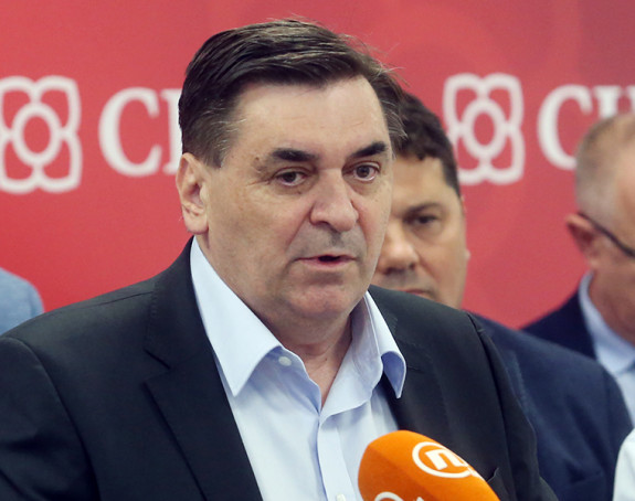 Затражено изузеће судије у предмету против Петровића